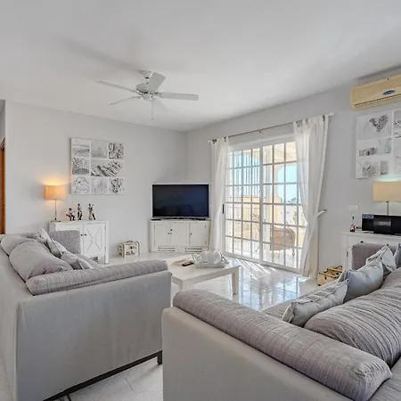 El Yuka , Heated Pool فيلة