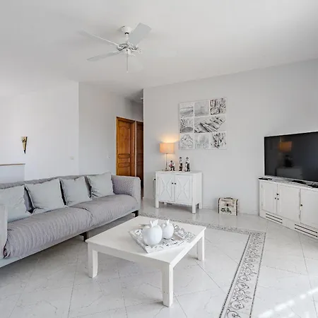 فيلة El Yuka , Heated Pool كالاو سالفاجي